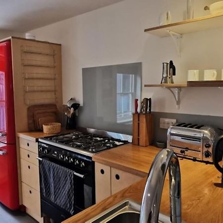 Spacious 2 Bedroom Apartment In The Heart Of Soho. Londres Exterior foto